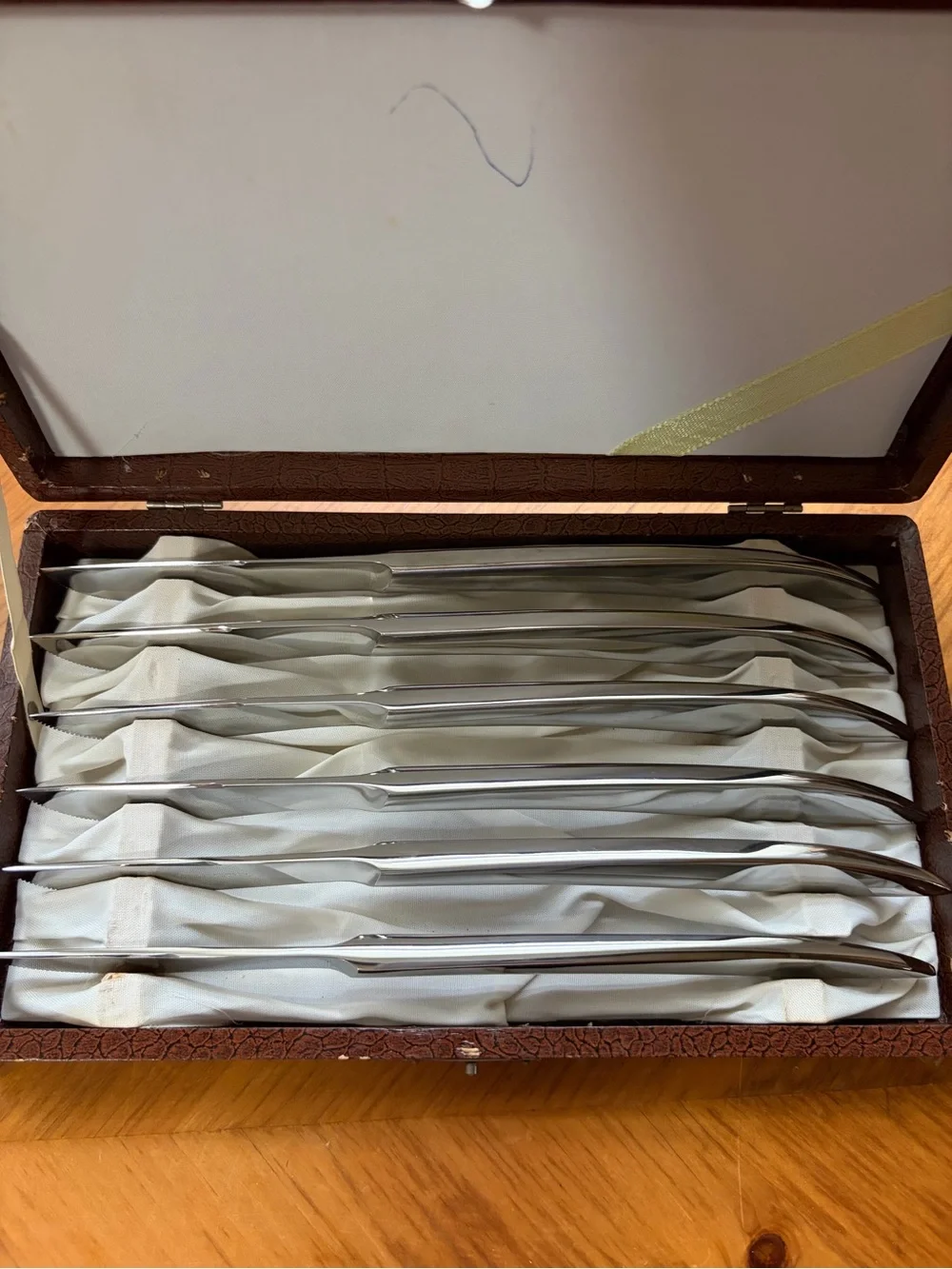 Japan Stainless Steel Curved Steak Knives - Set of 6 with Original Box
